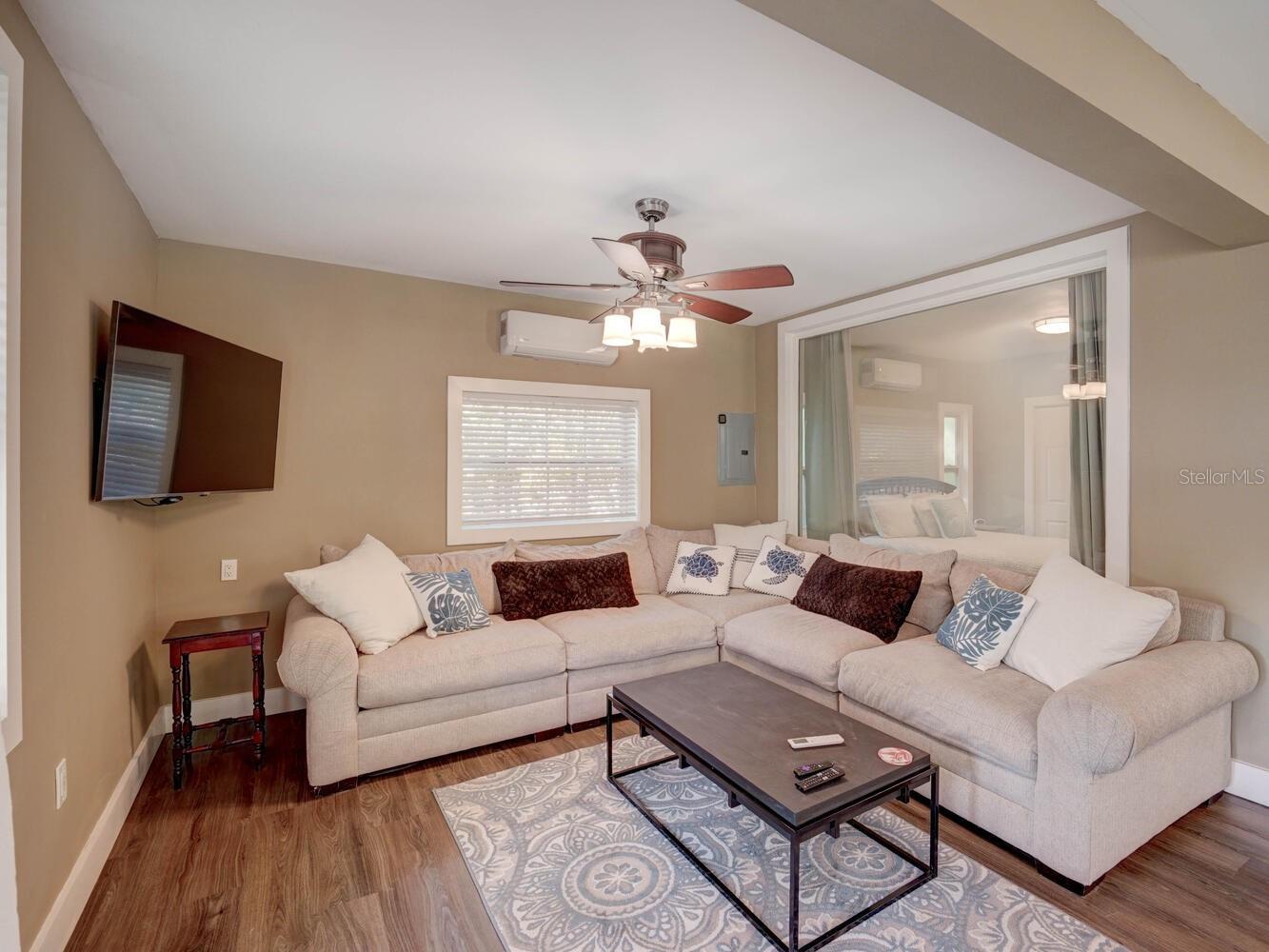 Image 38 of 66 For 6746 River Road