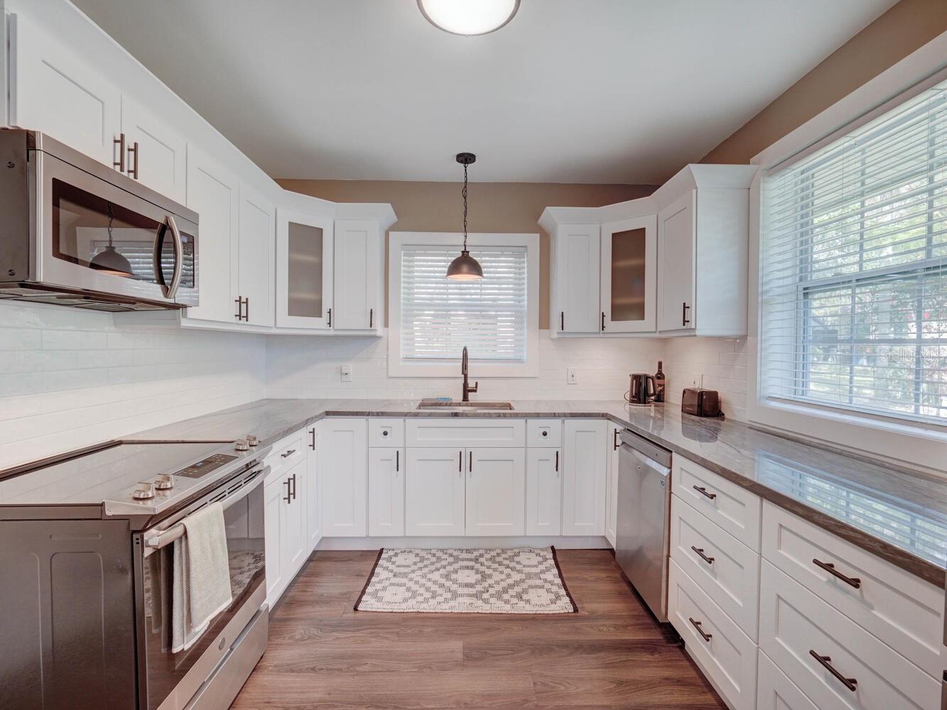 Image 42 of 66 For 6746 River Road