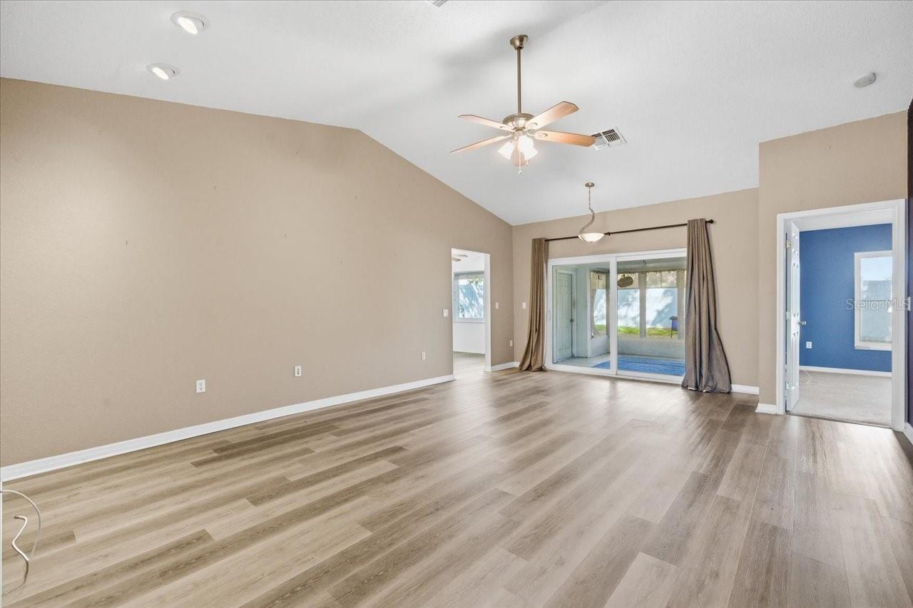 Image 7 of 38 For 6825 Kentucky Avenue