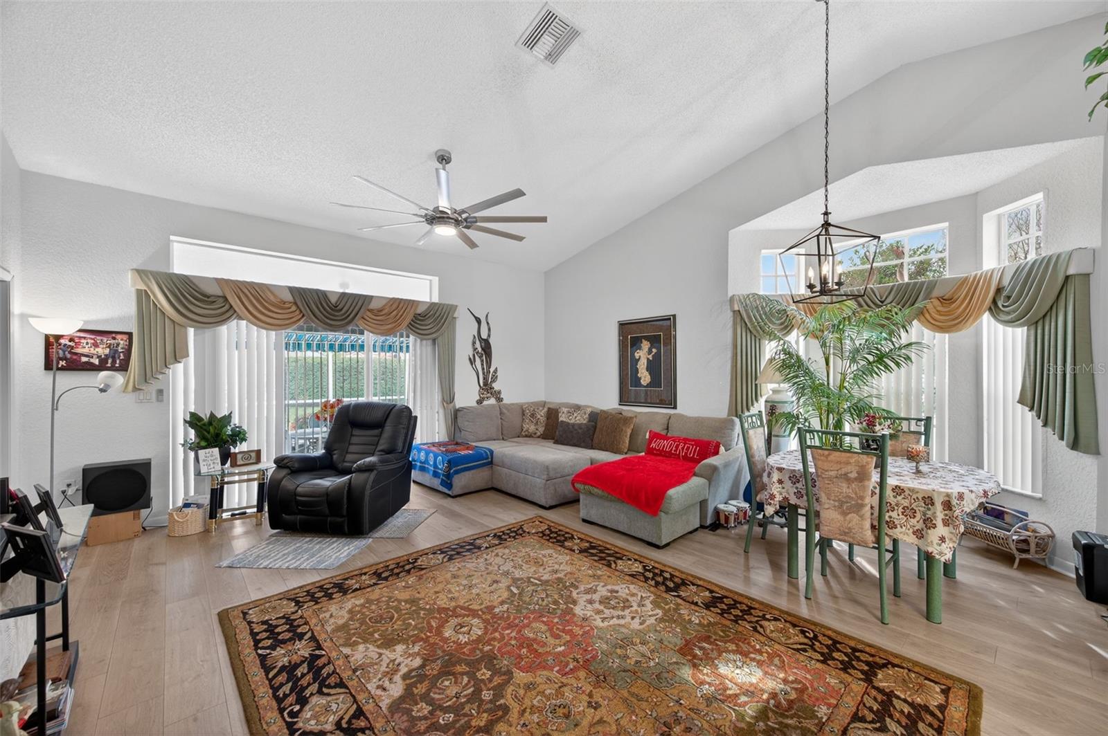 Image 10 of 56 For 9288 New Orleans Drive