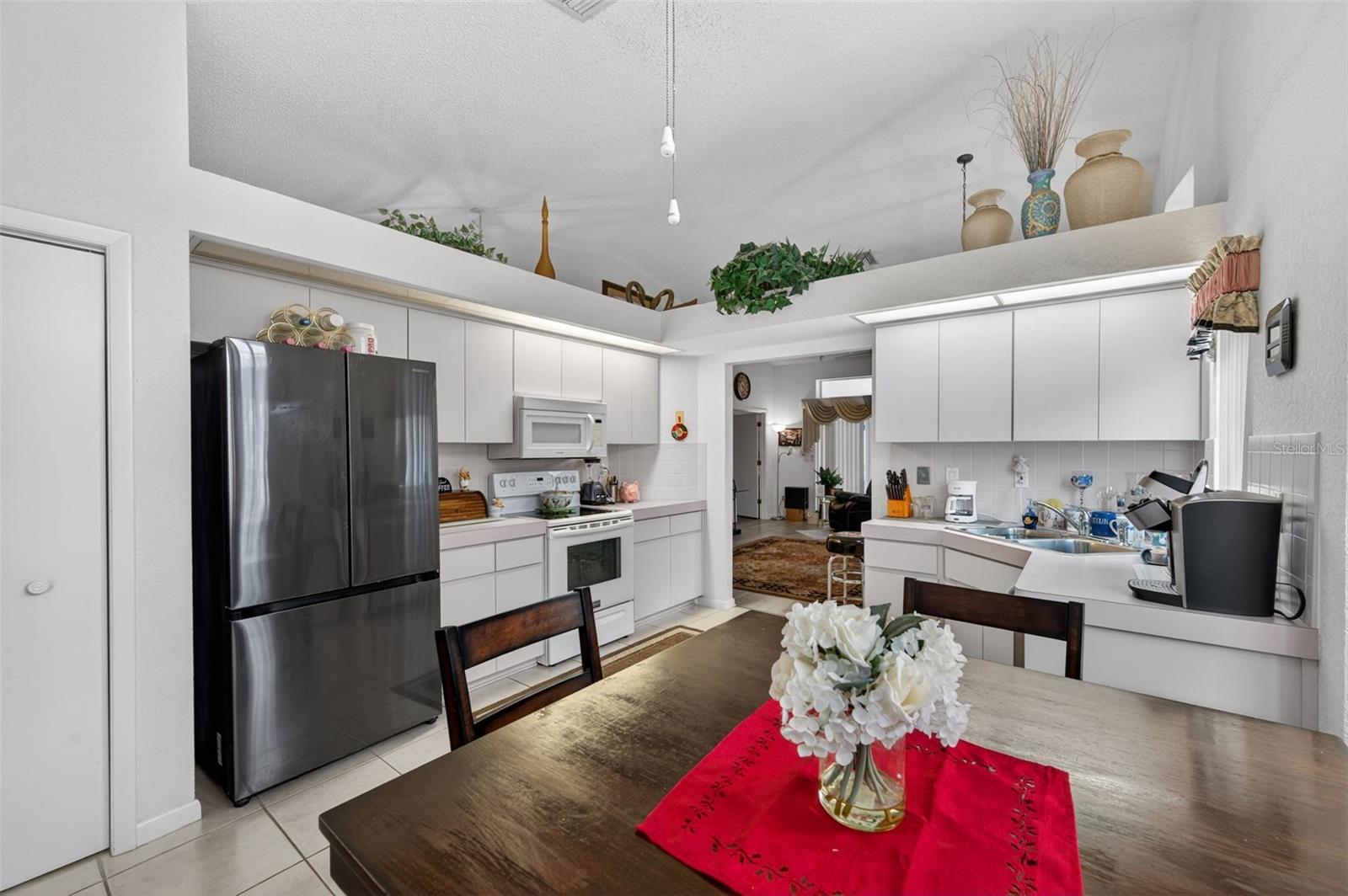 Image 17 of 56 For 9288 New Orleans Drive