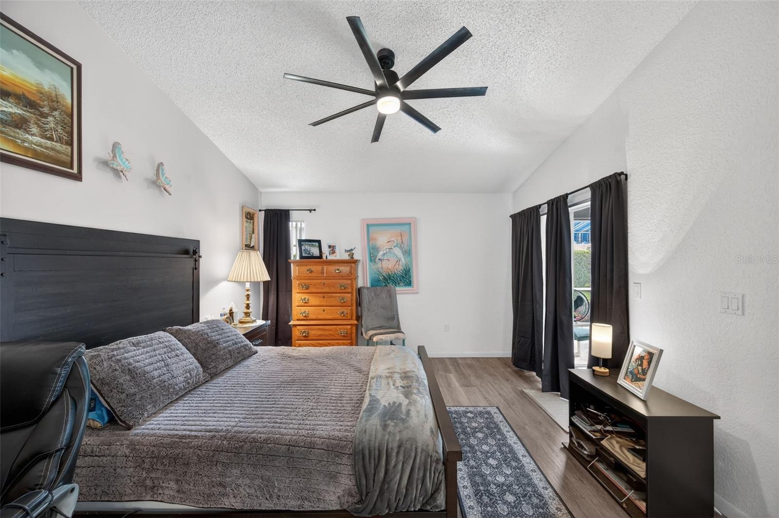 Image 25 of 56 For 9288 New Orleans Drive