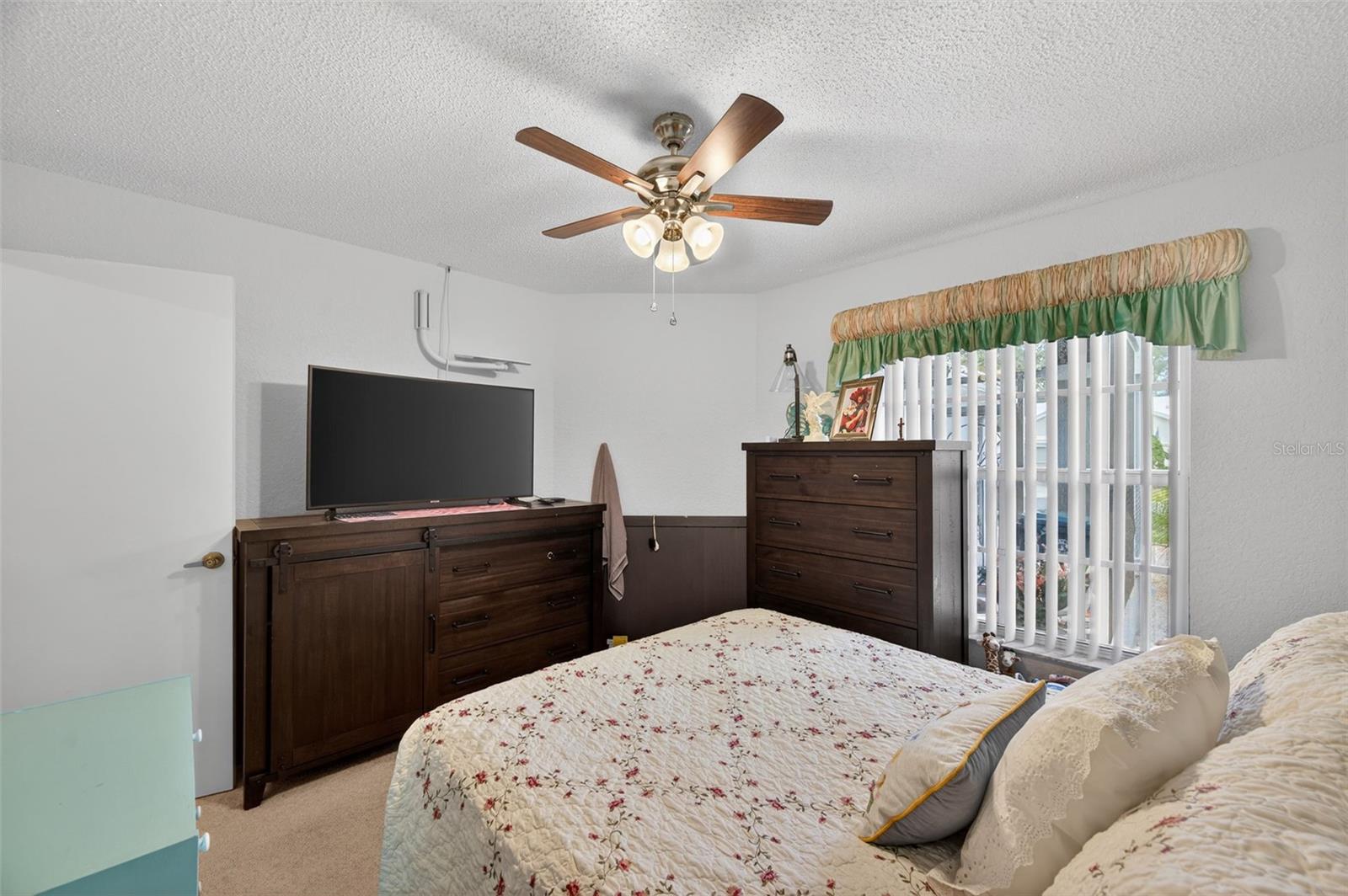 Image 34 of 56 For 9288 New Orleans Drive