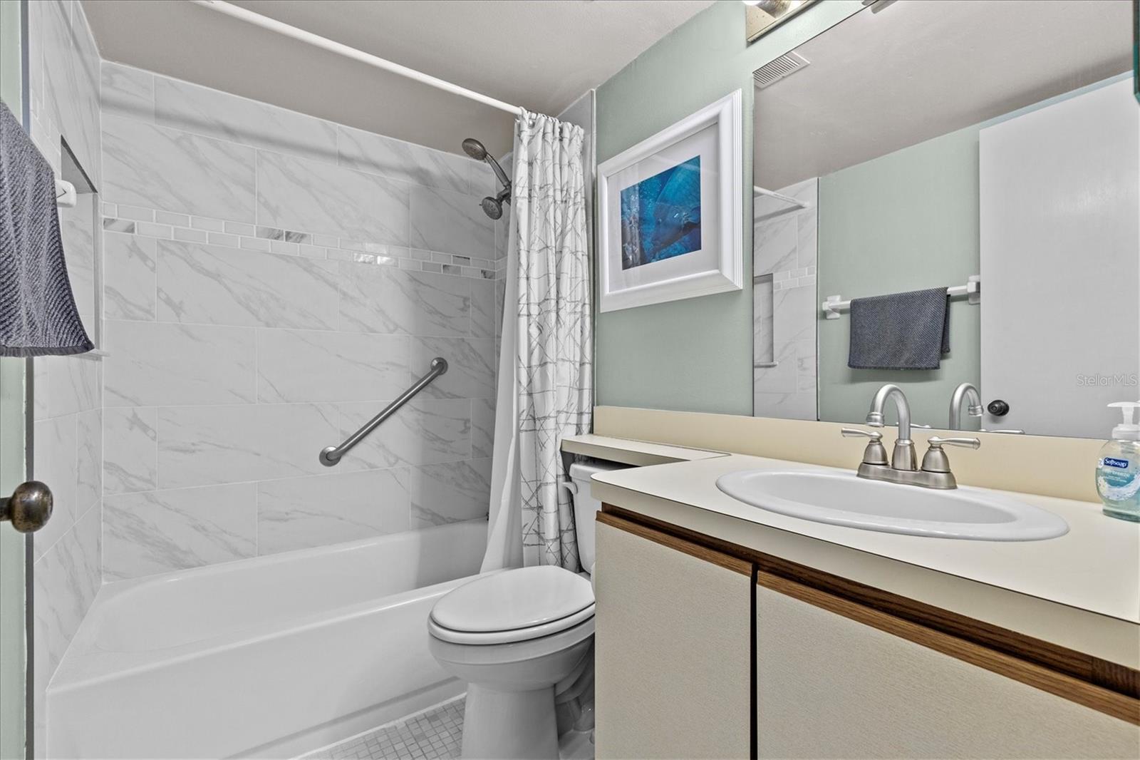 Image 29 of 43 For 5537 Sea Forest Drive 307