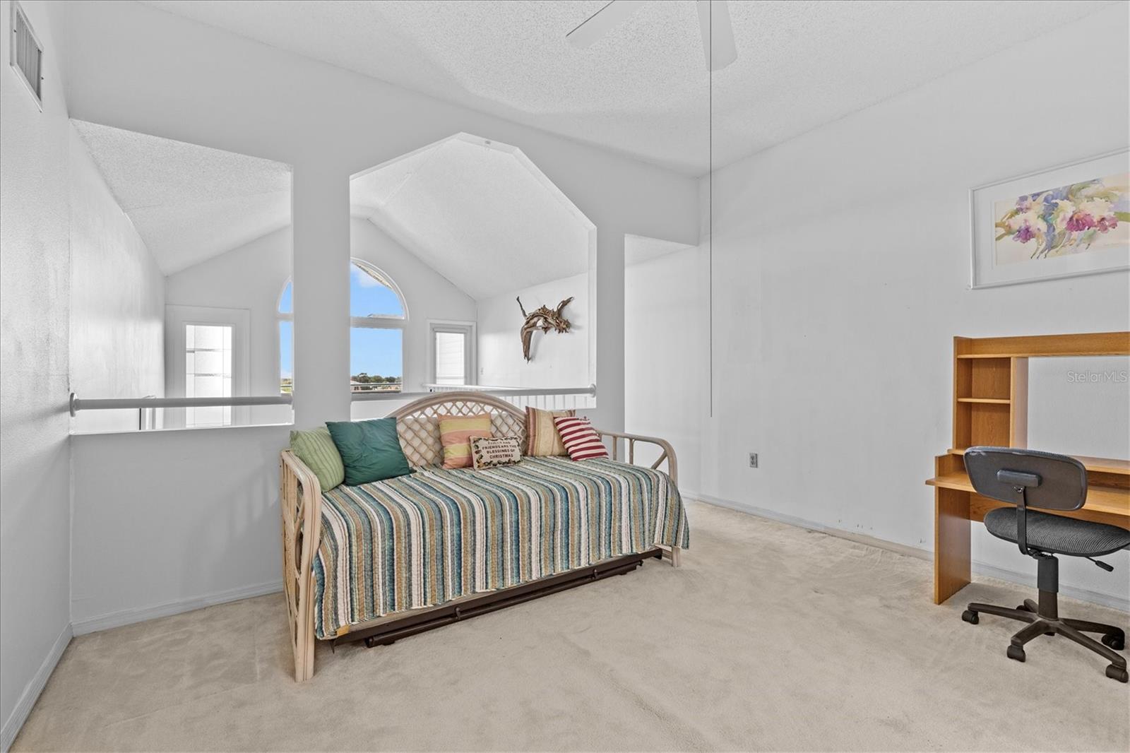 Image 32 of 43 For 5537 Sea Forest Drive 307