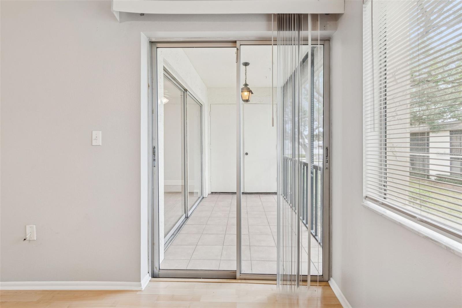 Image 20 of 65 For 208 Palmetto Ct 208