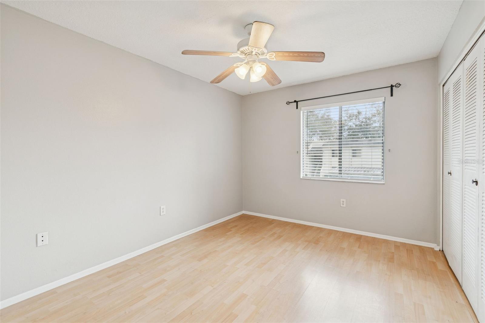 Image 31 of 65 For 208 Palmetto Ct 208