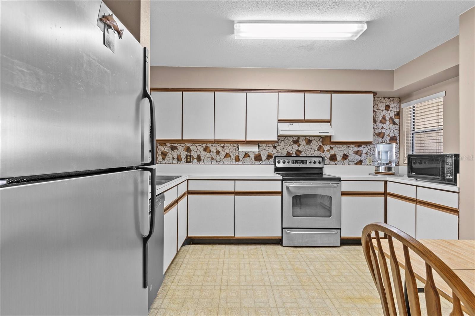 Image 17 of 45 For 5537 Sea Forest Drive 307