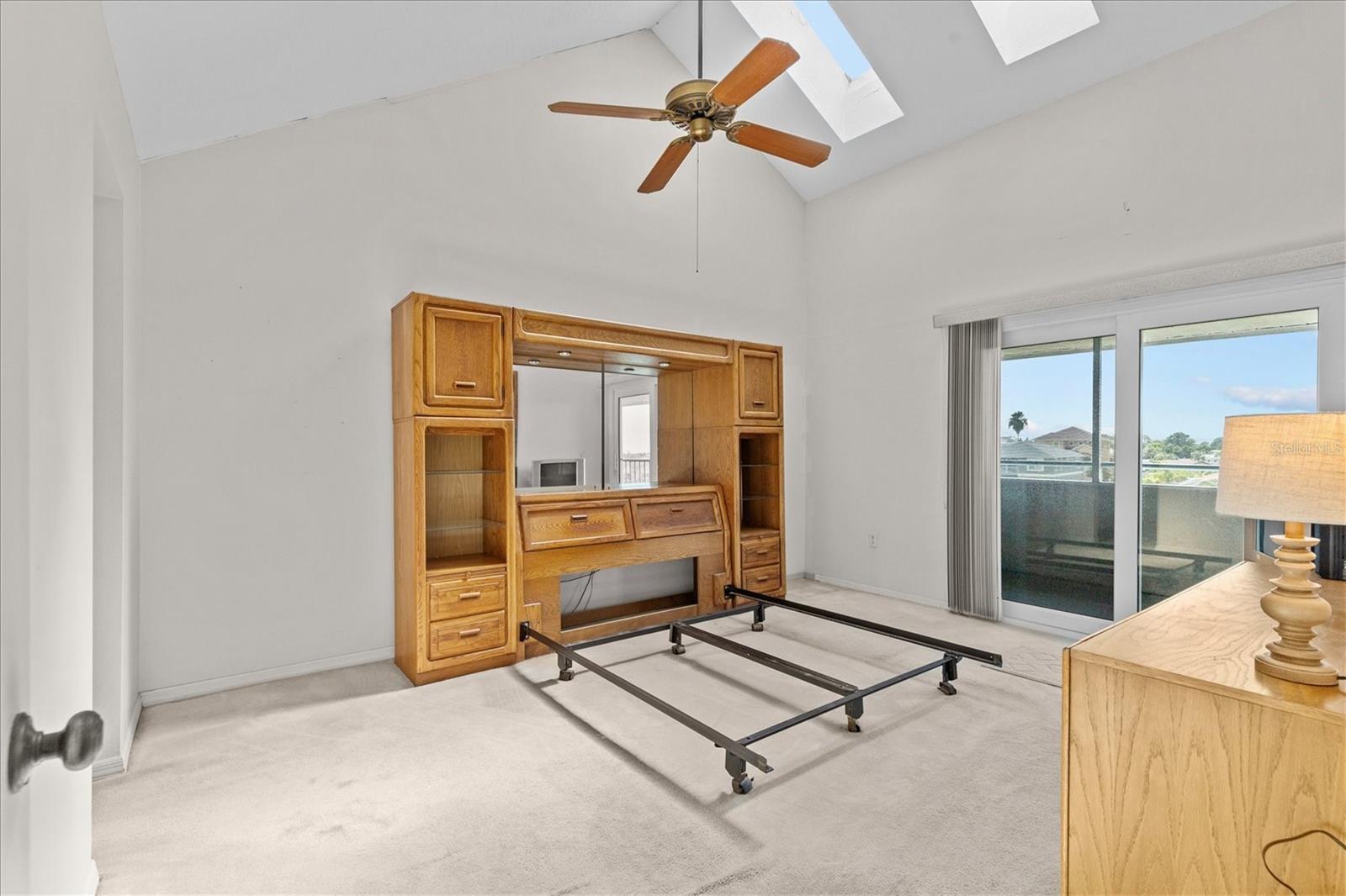 Image 21 of 45 For 5537 Sea Forest Drive 307