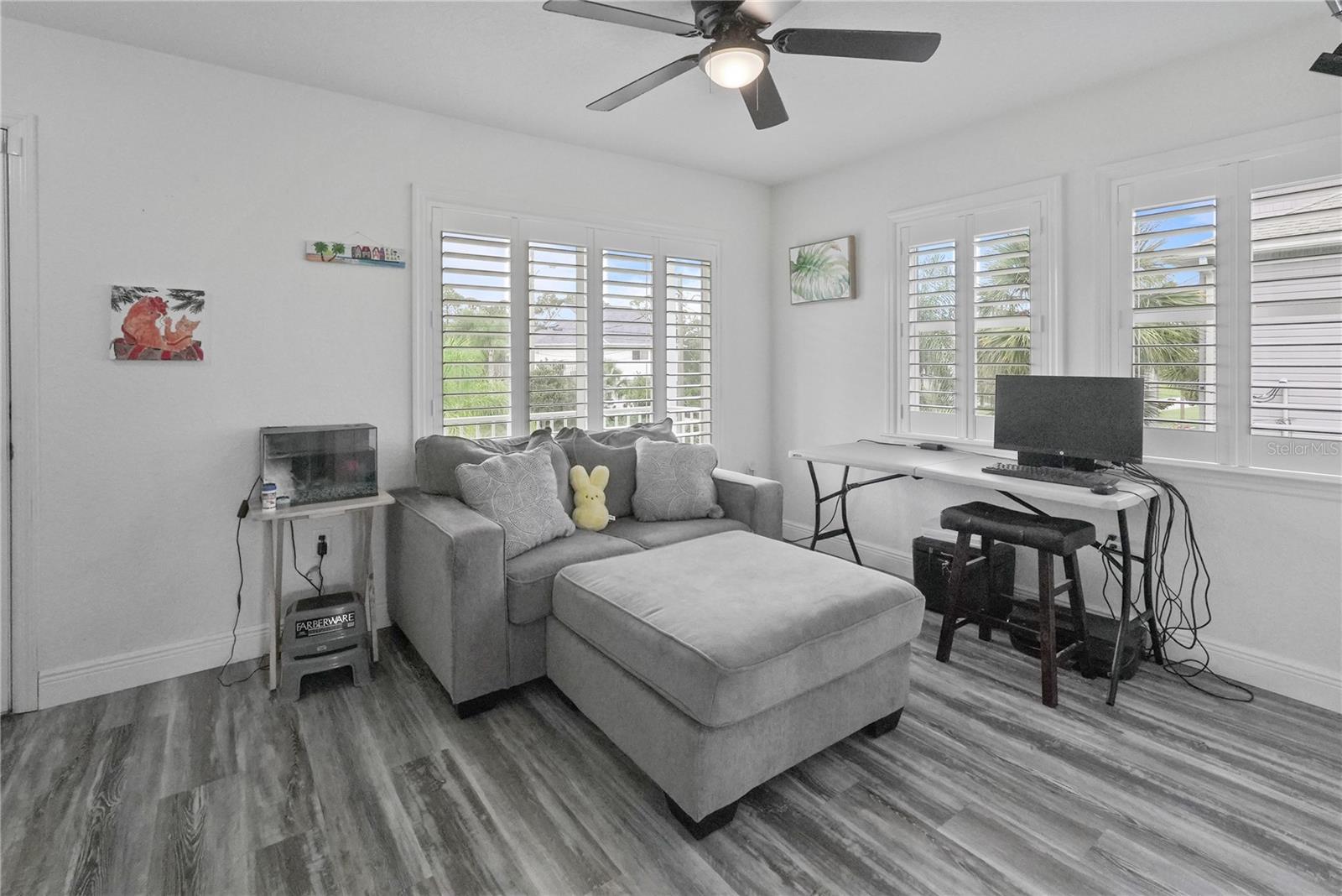 Image 11 of 33 For 3423 Palometa Drive