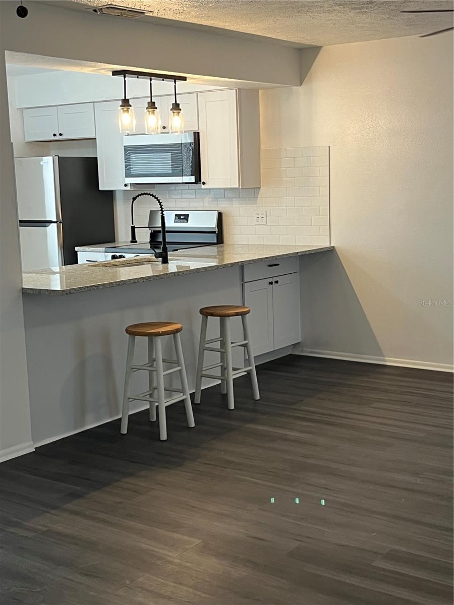 Image 10 of 34 For 5005 Muriel Lane