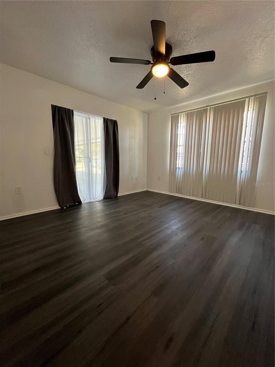 Image 22 of 34 For 5005 Muriel Lane