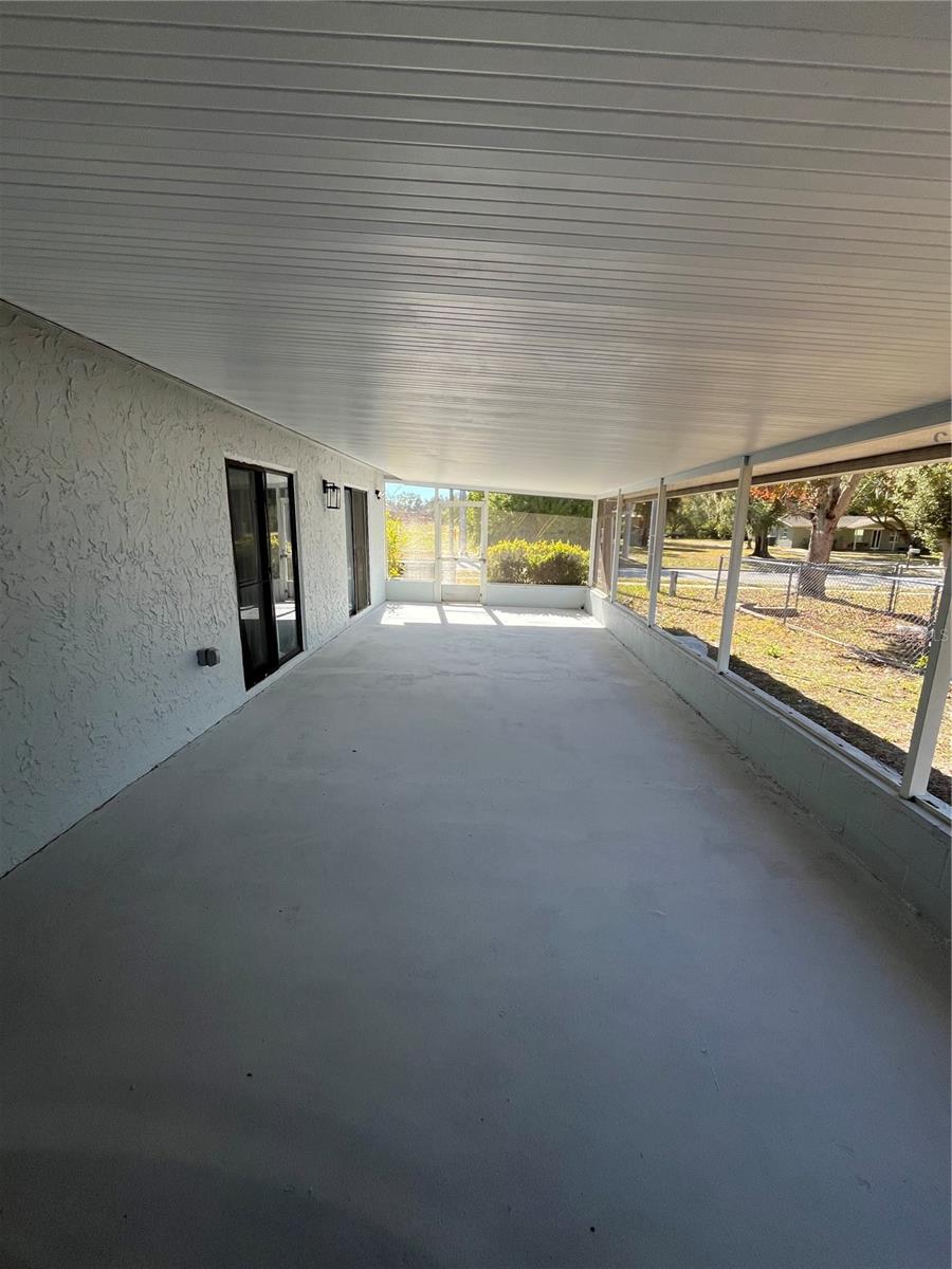 Image 24 of 34 For 5005 Muriel Lane