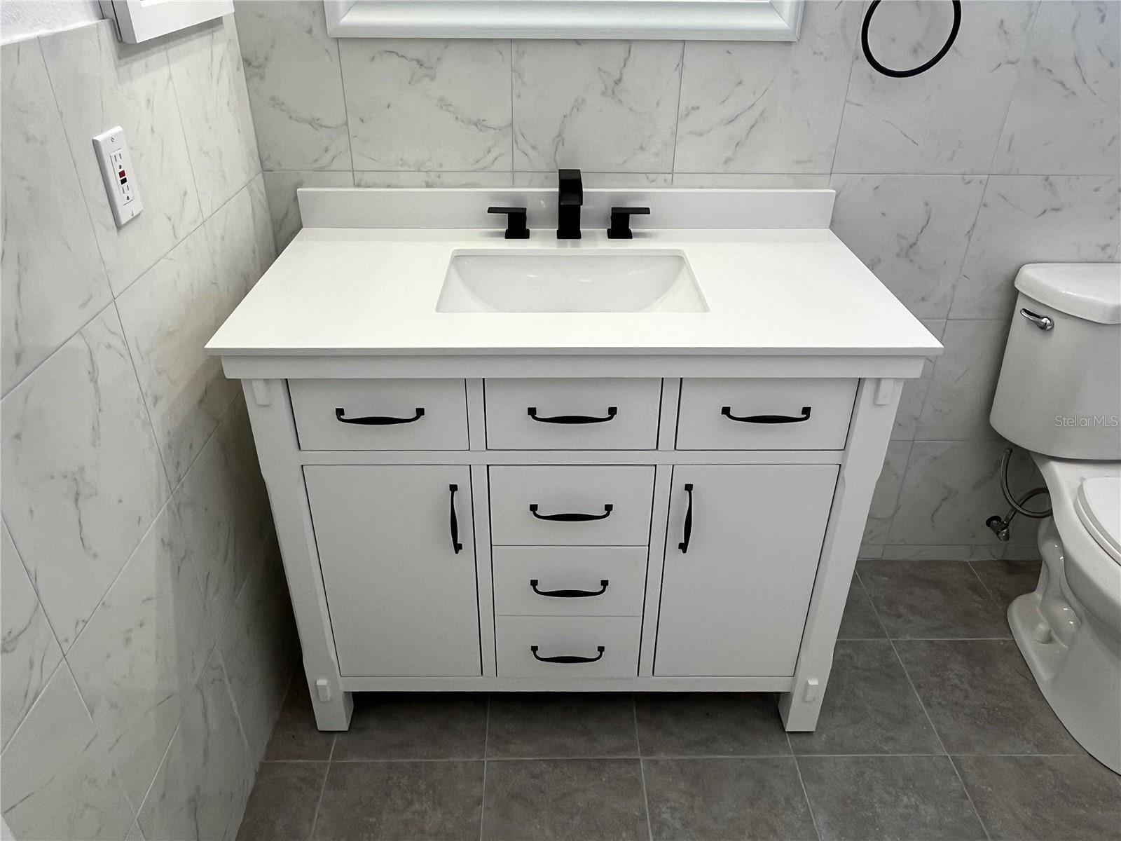 Image 30 of 34 For 5005 Muriel Lane