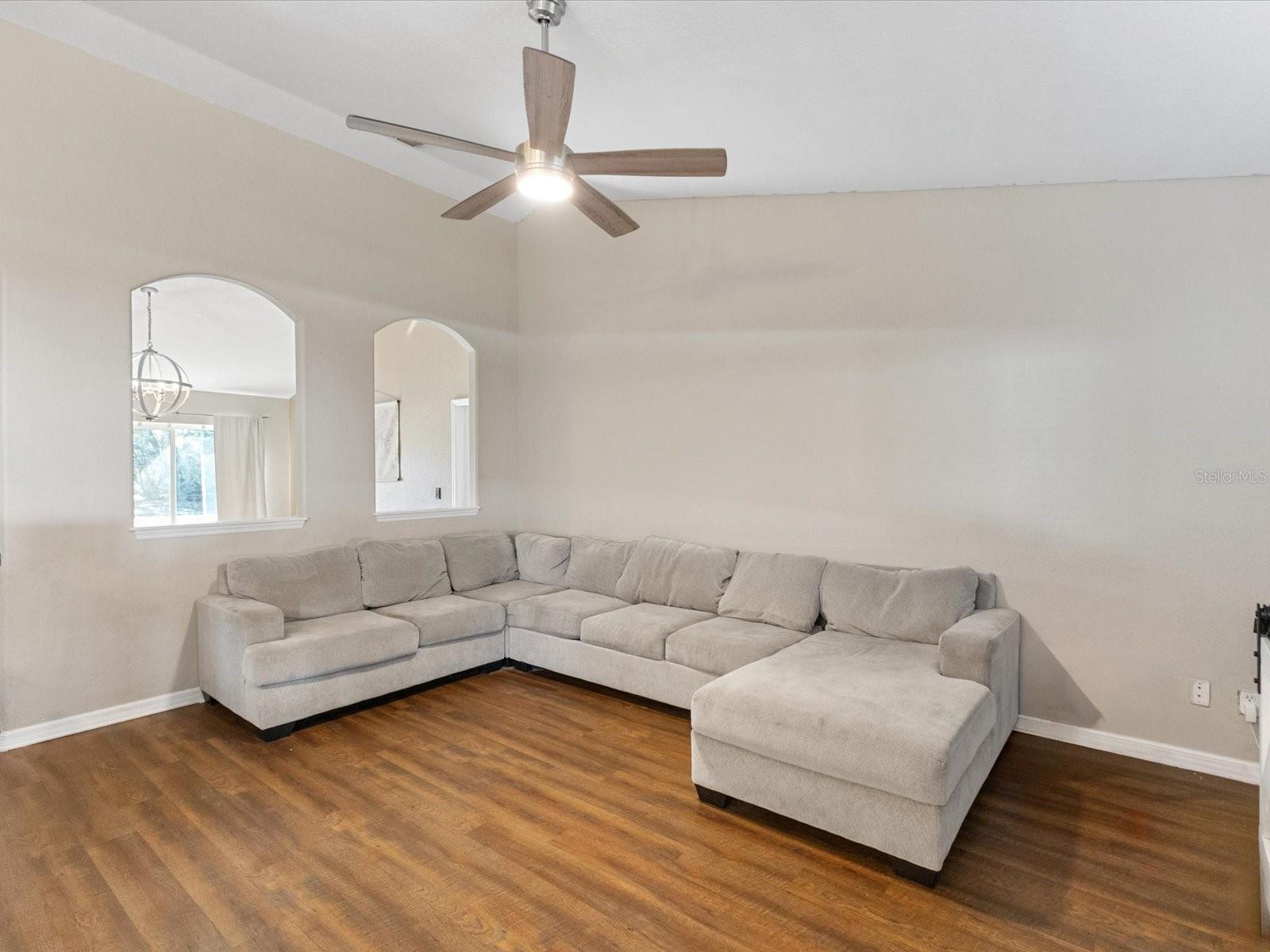 Image 18 of 46 For 5341 Birchwood Road