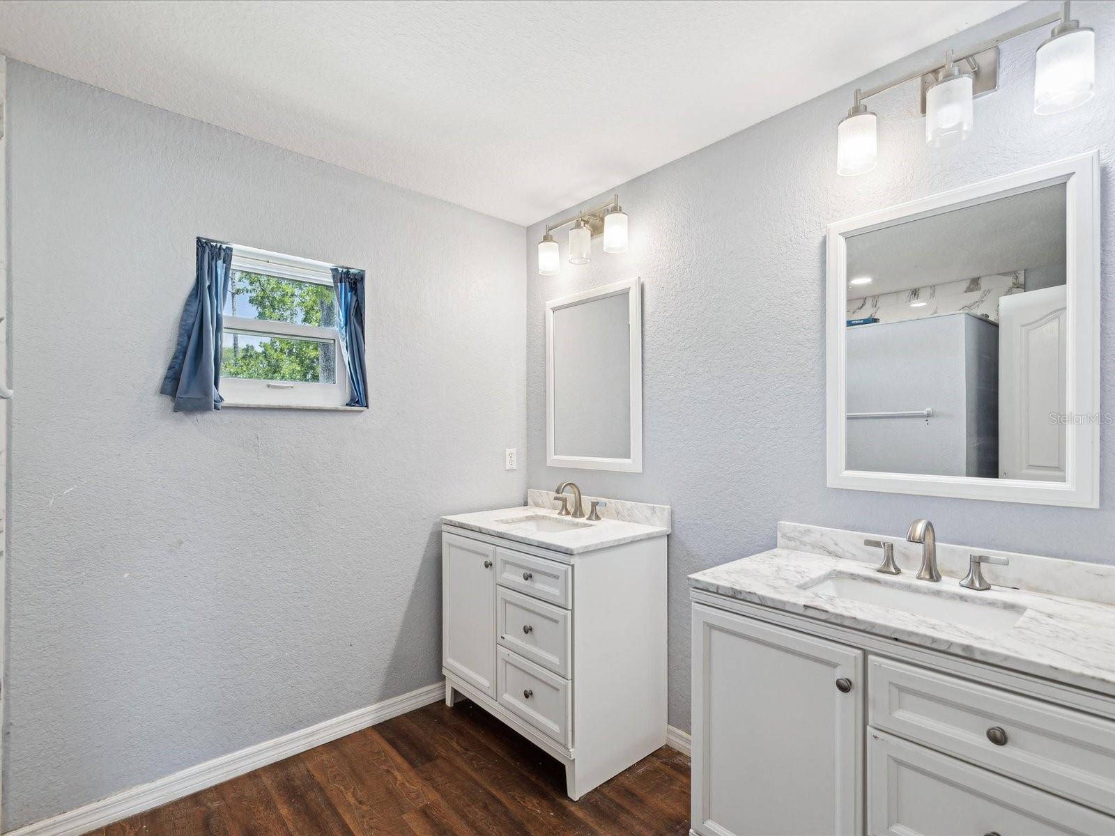 Image 26 of 46 For 5341 Birchwood Road