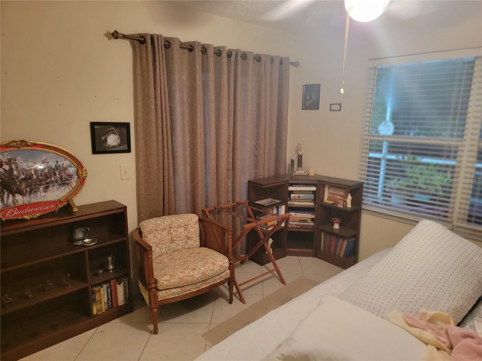 Image 26 of 39 For 1033 Oak Forest Drive