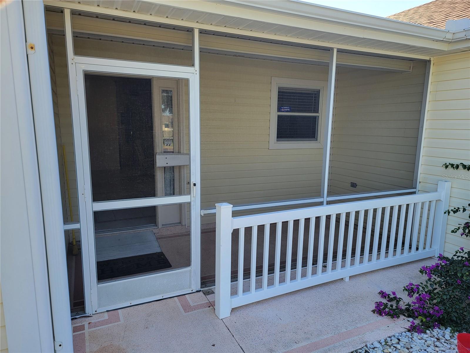 Image 5 of 39 For 1033 Oak Forest Drive