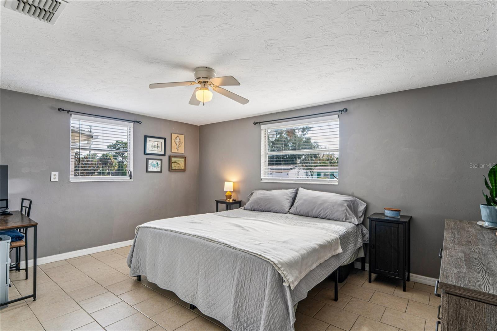 Listing photo id 22 for 7401 Country Club Drive