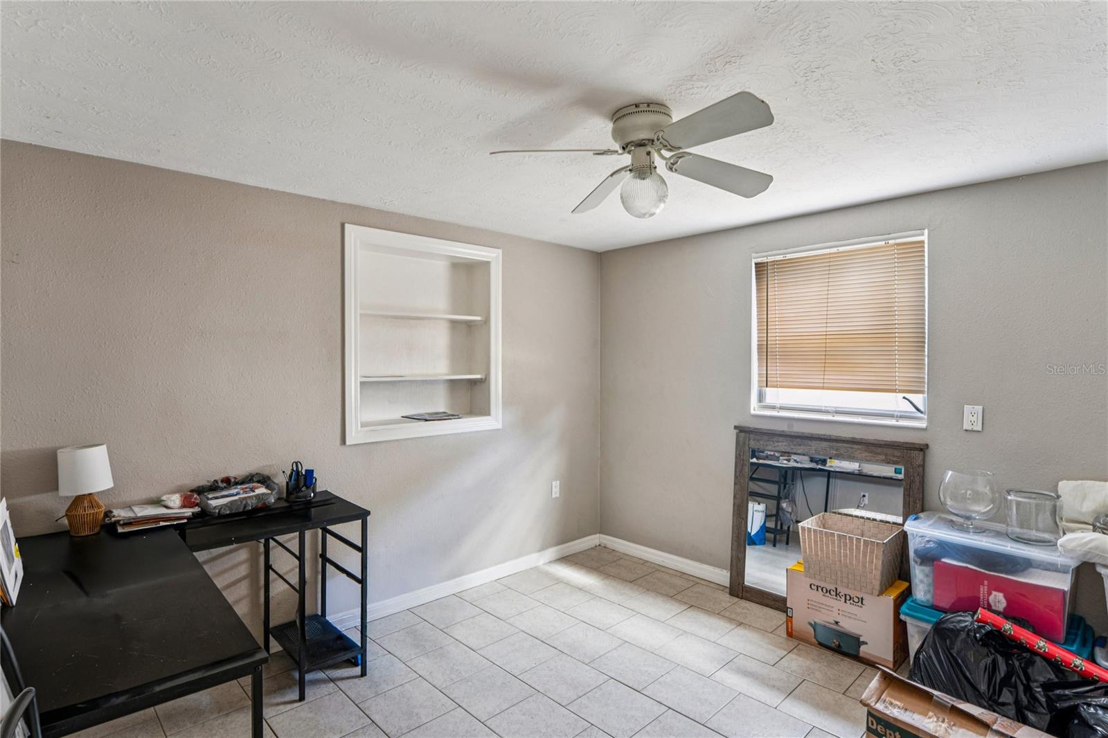 Listing photo id 26 for 7401 Country Club Drive