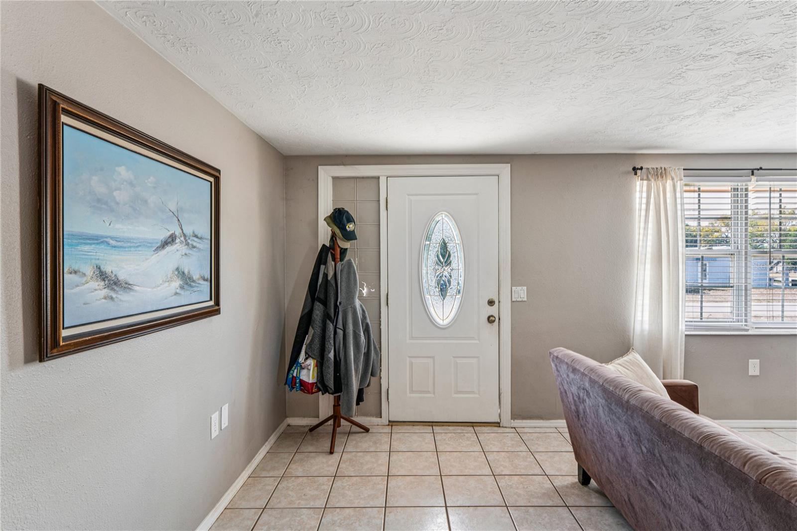 Listing photo id 5 for 7401 Country Club Drive