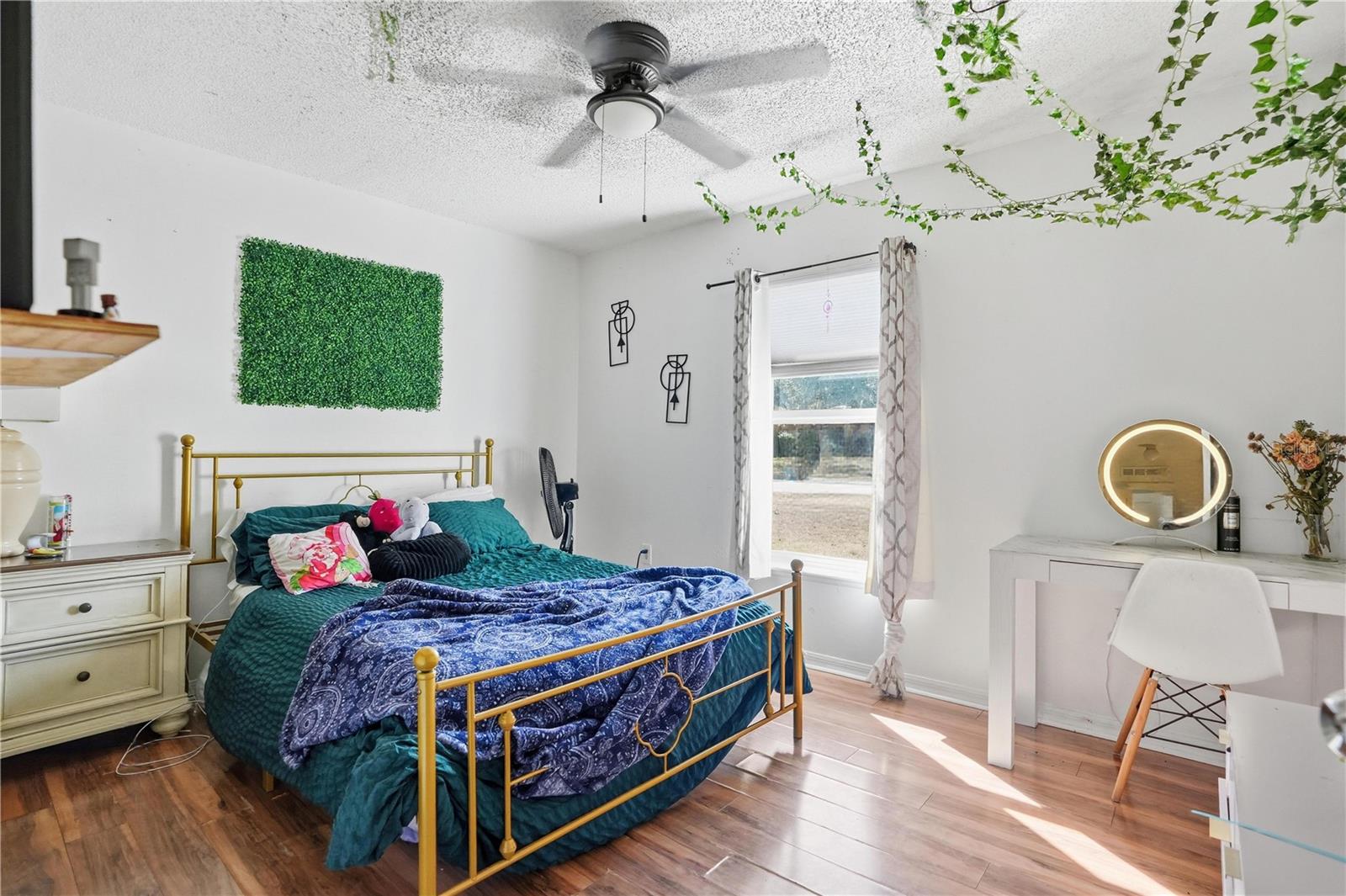 Image 17 of 34 For 6110 Lyon Road