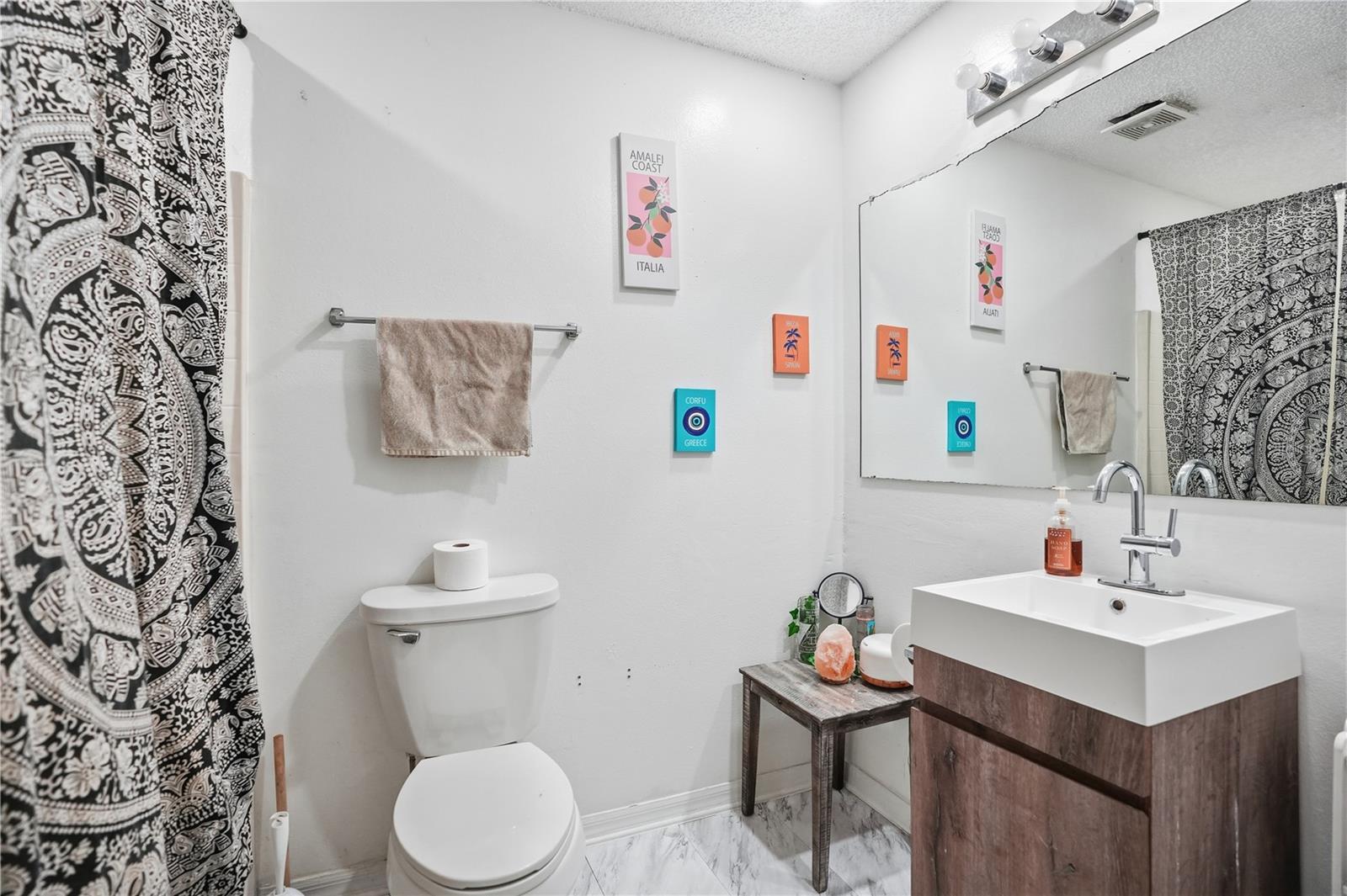 Image 21 of 34 For 6110 Lyon Road