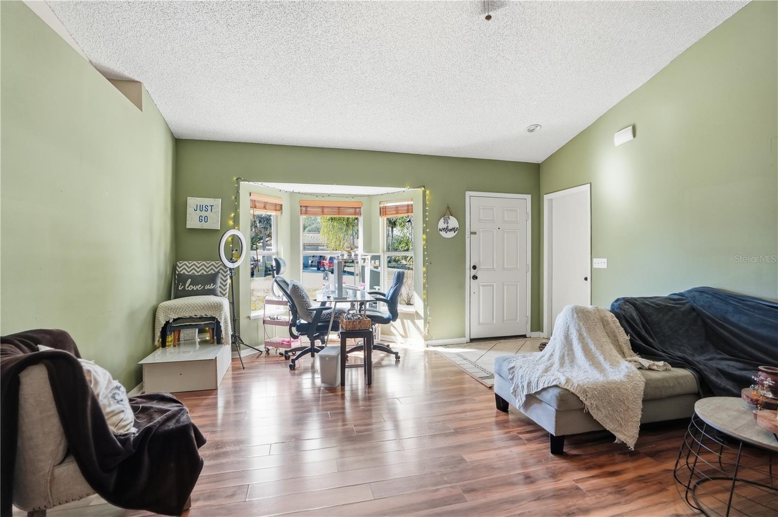 Image 3 of 34 For 6110 Lyon Road