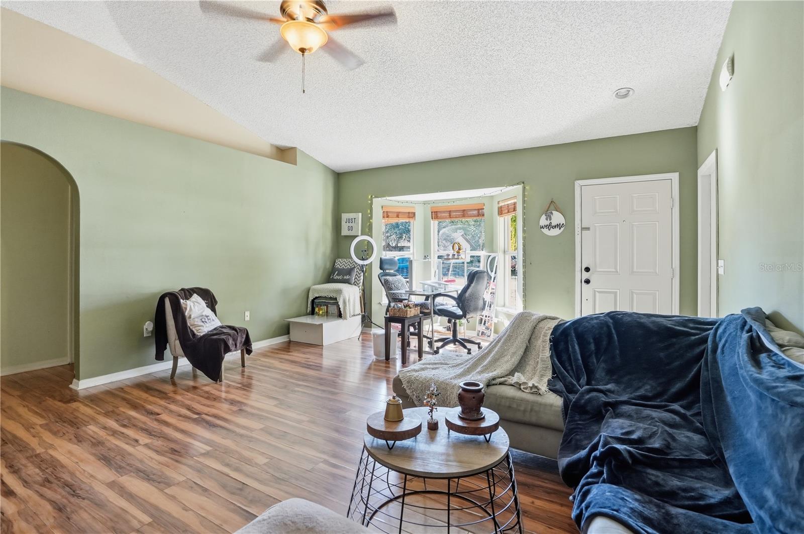 Image 4 of 34 For 6110 Lyon Road