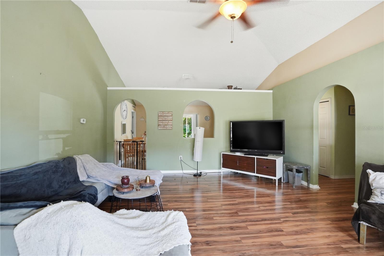 Image 6 of 34 For 6110 Lyon Road