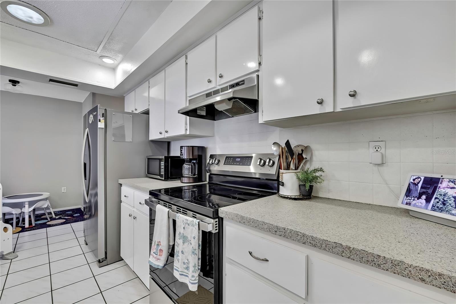 Image 14 of 53 For 2274 Danforth Road