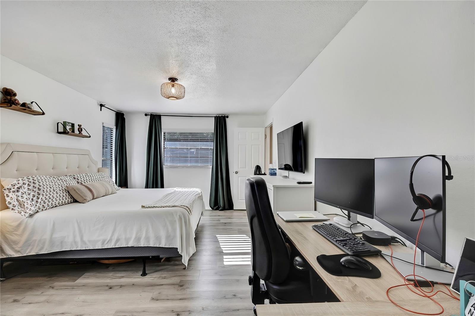 Image 21 of 53 For 2274 Danforth Road