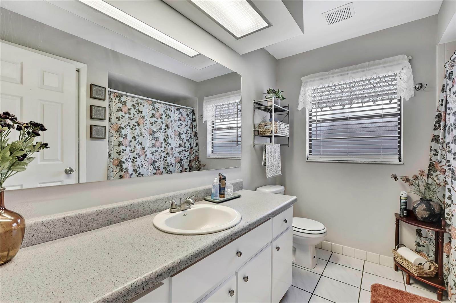 Image 26 of 53 For 2274 Danforth Road