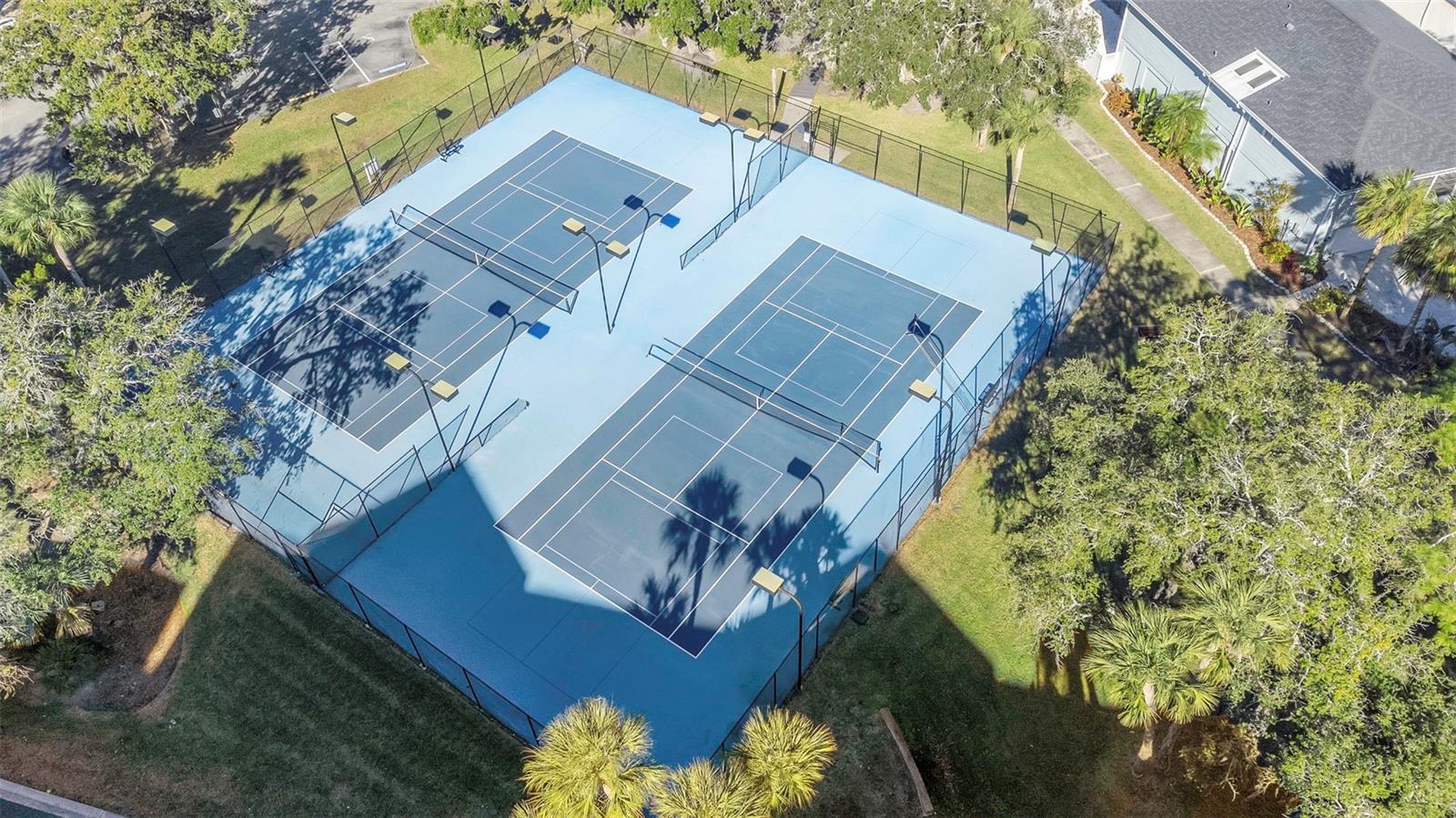 Image 11 of 89 For 6015 Barefoot Court