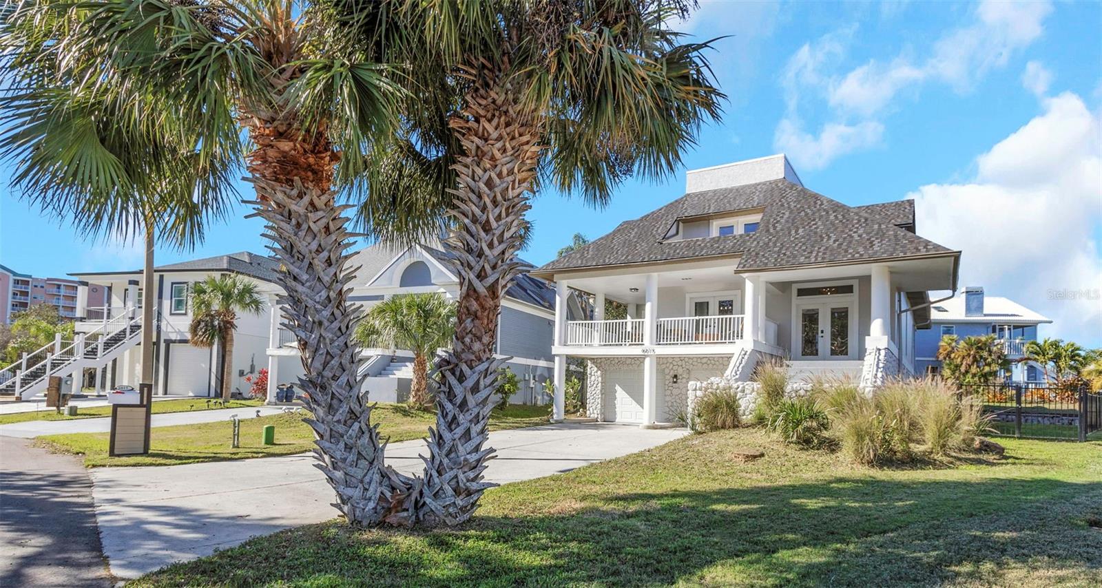 Image 15 of 89 For 6015 Barefoot Court