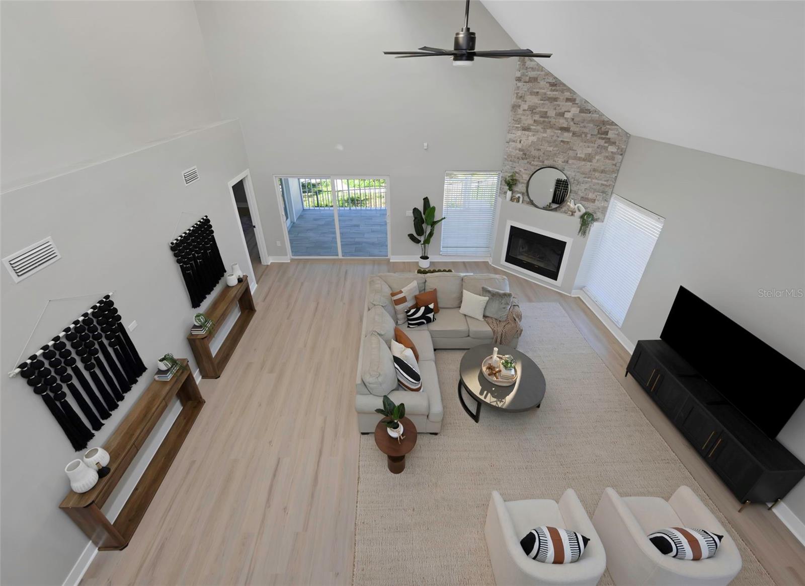 Image 25 of 89 For 6015 Barefoot Court