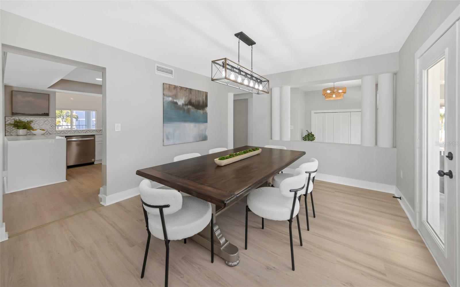 Image 36 of 89 For 6015 Barefoot Court