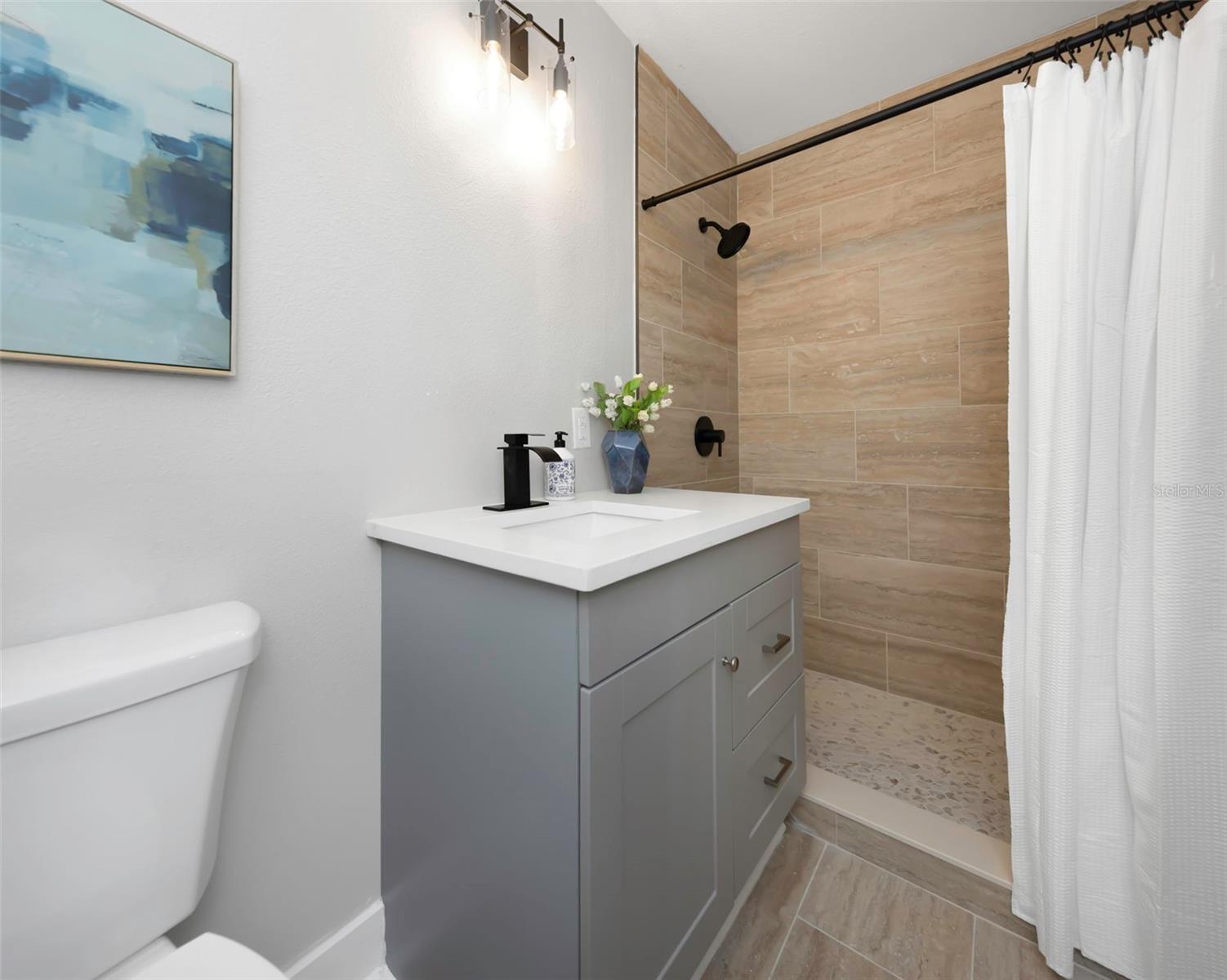 Image 39 of 89 For 6015 Barefoot Court