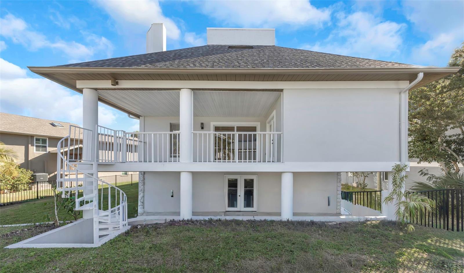 Image 50 of 89 For 6015 Barefoot Court