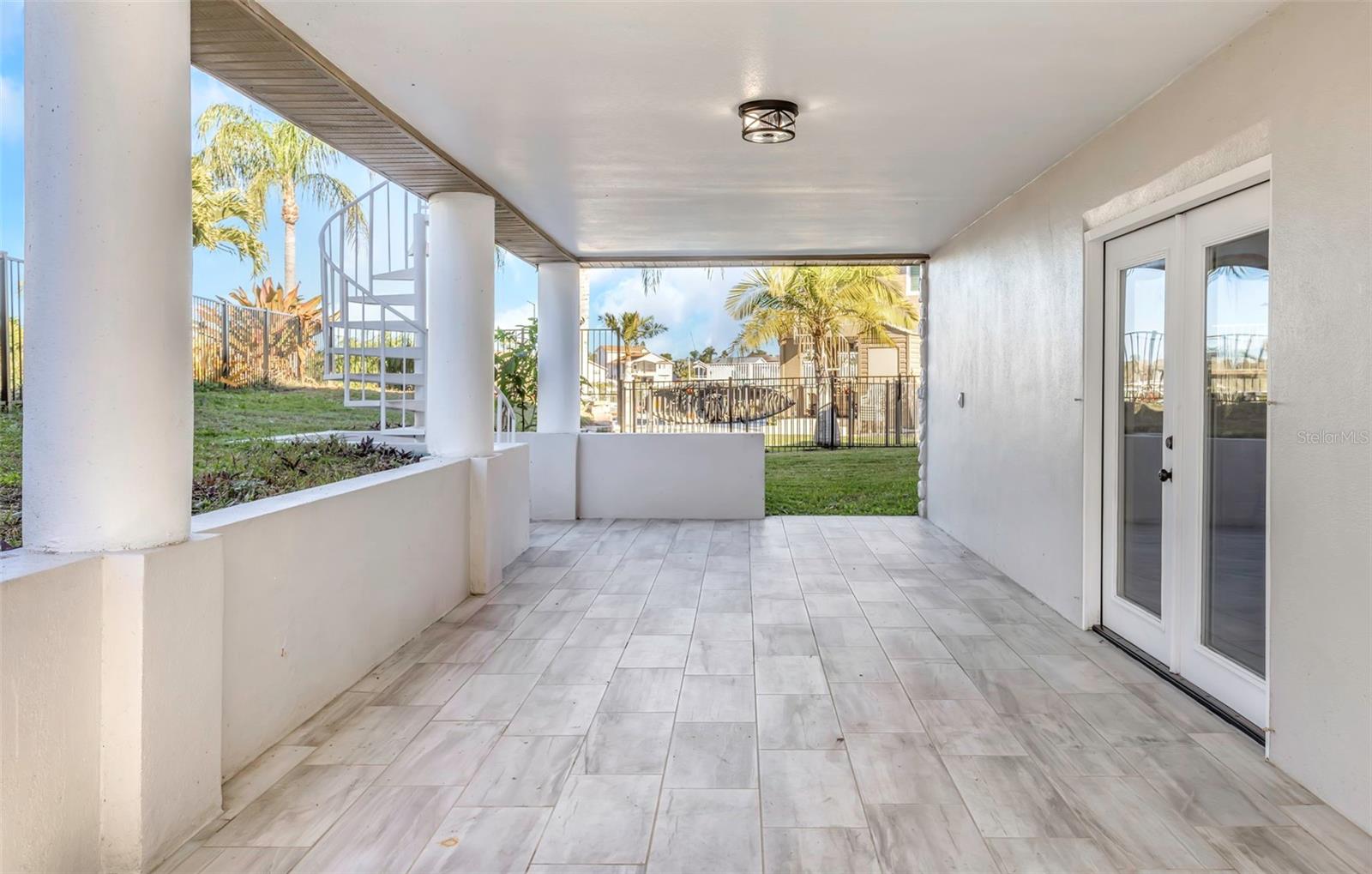 Image 54 of 89 For 6015 Barefoot Court