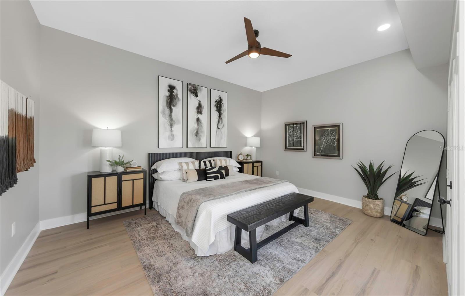 Image 6 of 89 For 6015 Barefoot Court