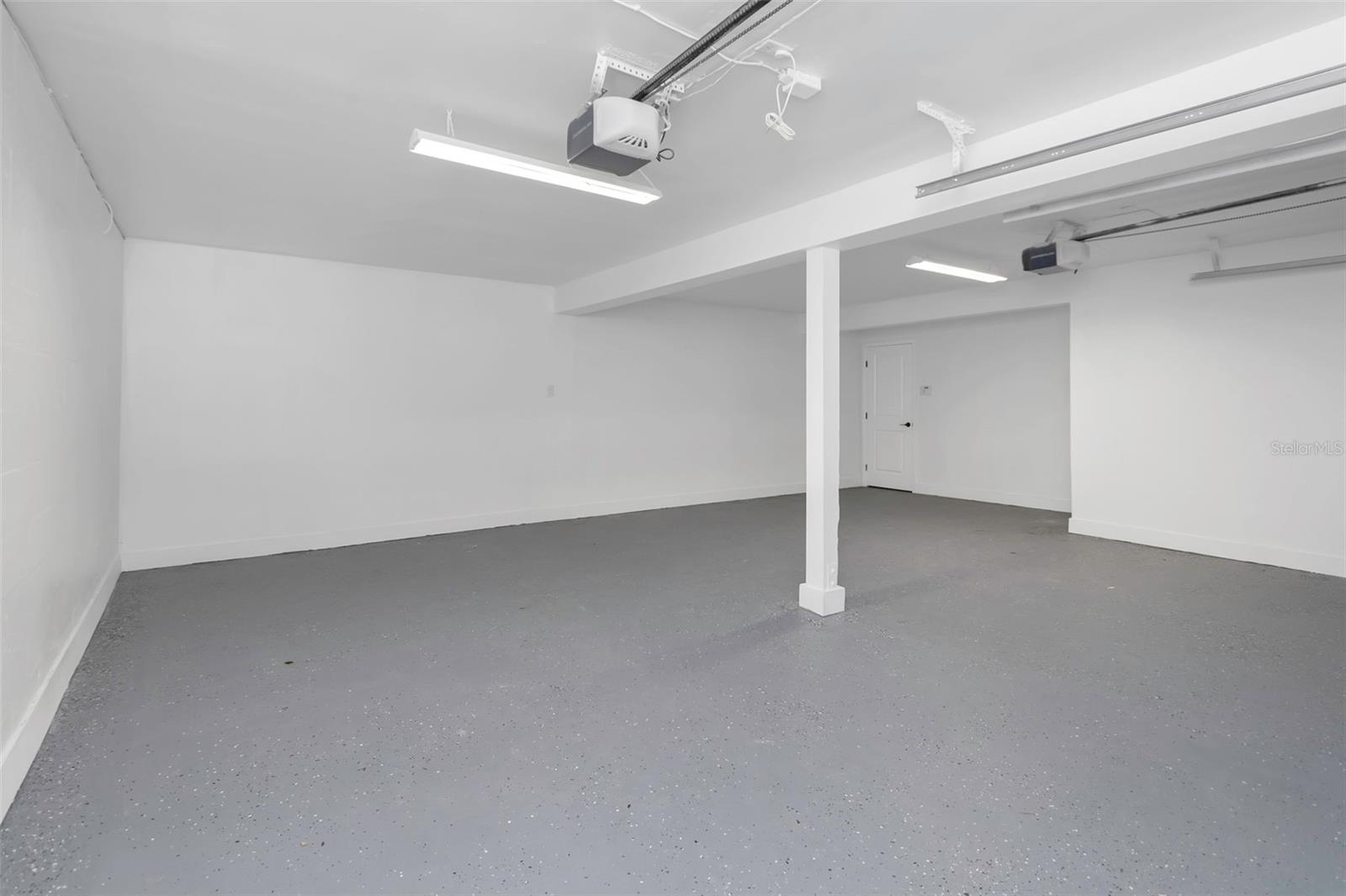 Image 60 of 89 For 6015 Barefoot Court