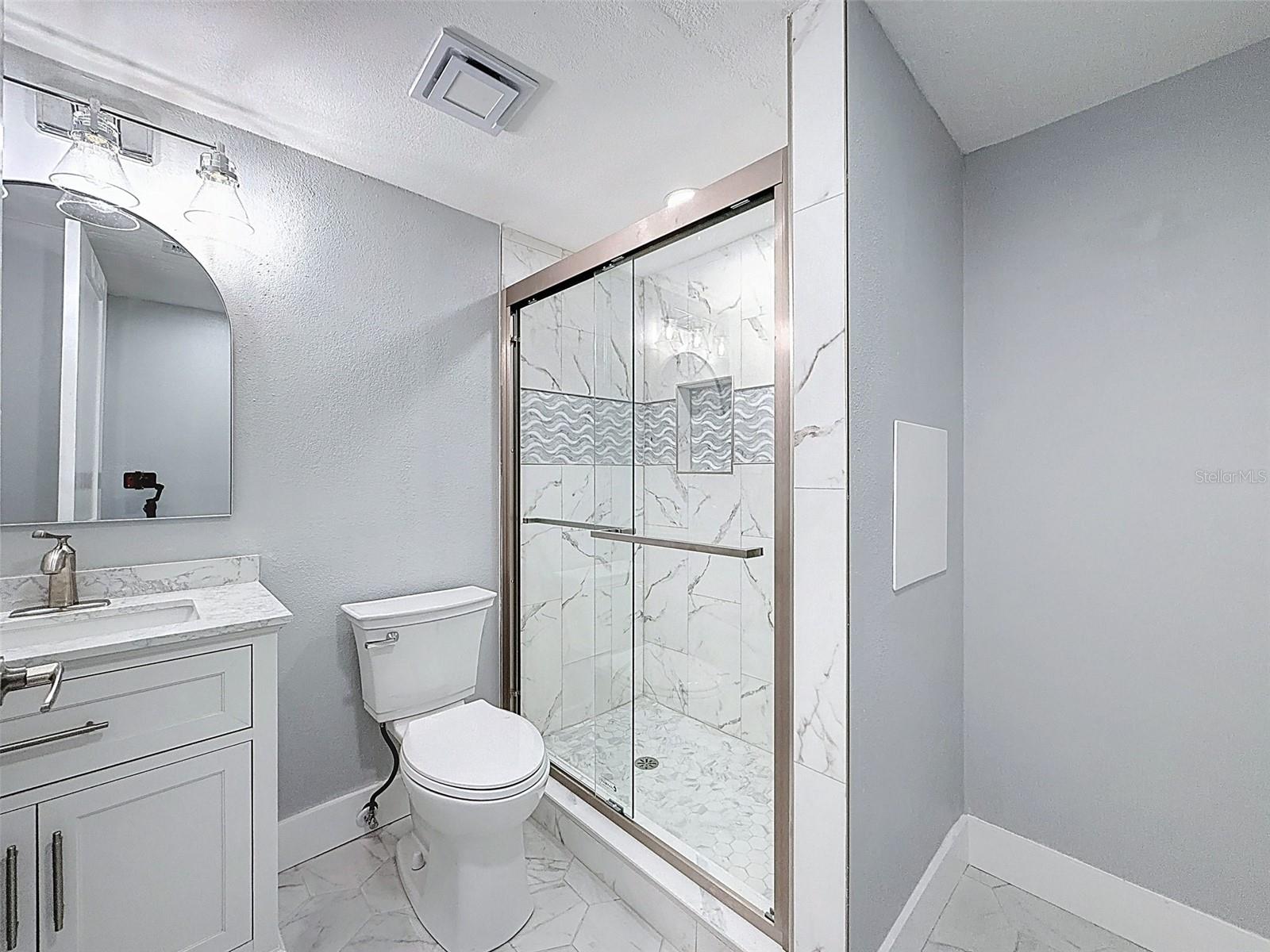 Listing photo id 19 for 12821 2nd Isle