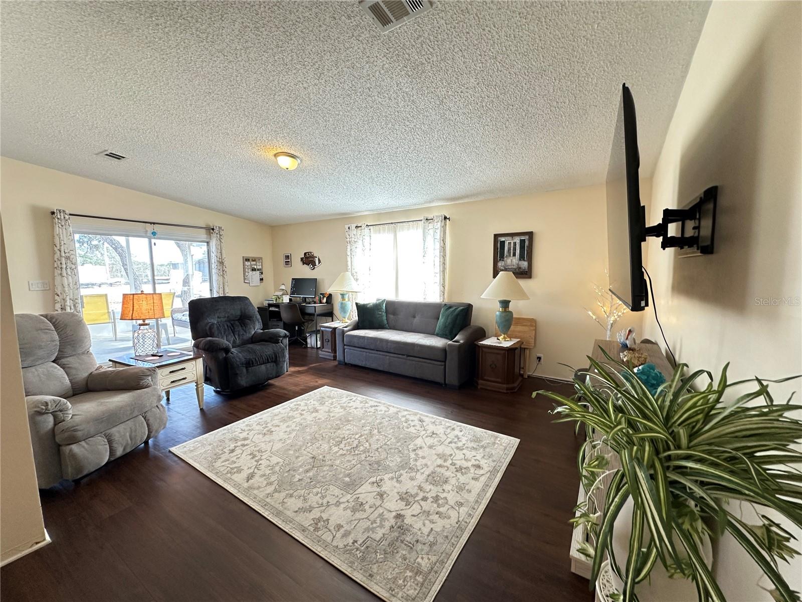 Image 19 of 53 For 16735 Olivaud Street