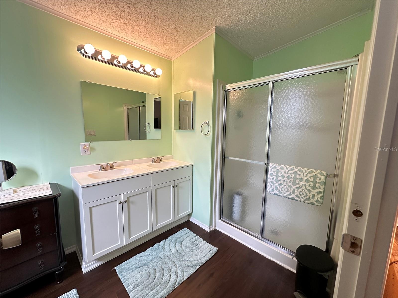 Image 42 of 53 For 16735 Olivaud Street