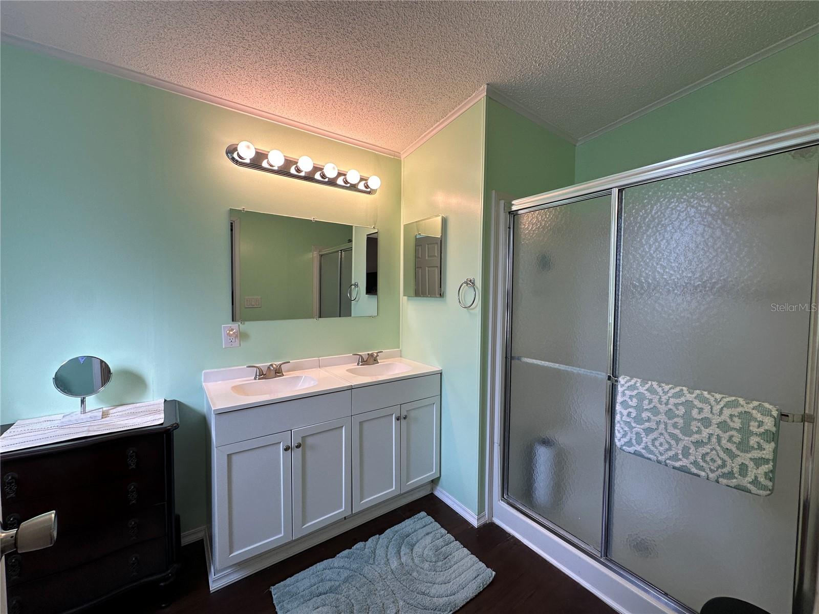 Image 43 of 53 For 16735 Olivaud Street