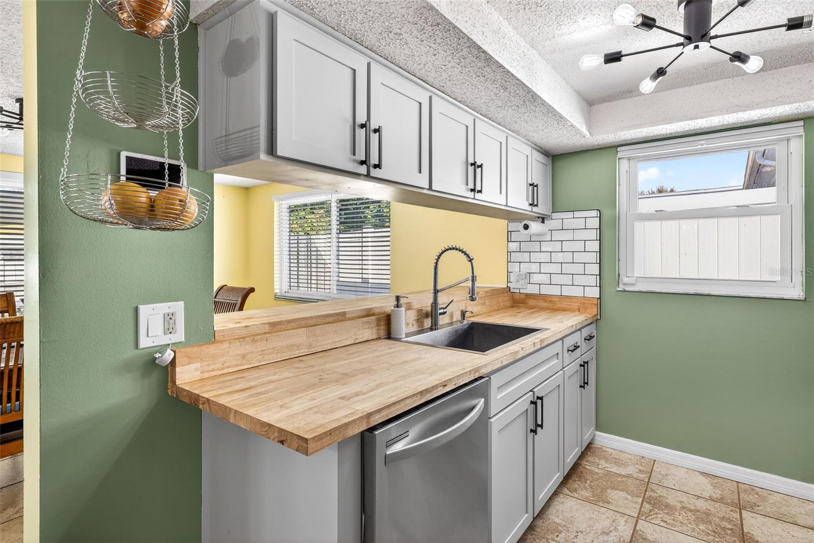 Image 17 of 36 For 7325 Neva Lane