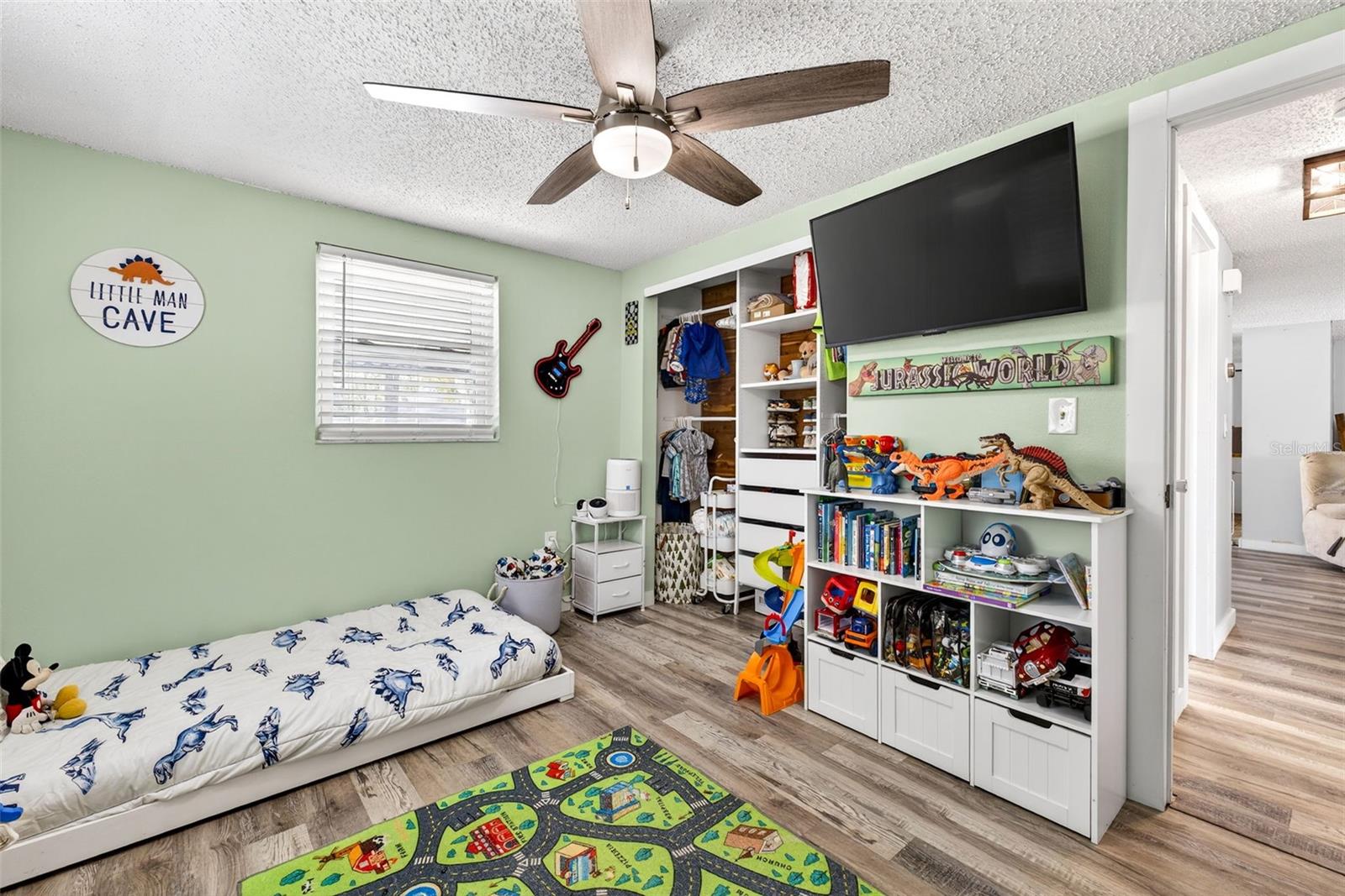 Image 26 of 36 For 7325 Neva Lane