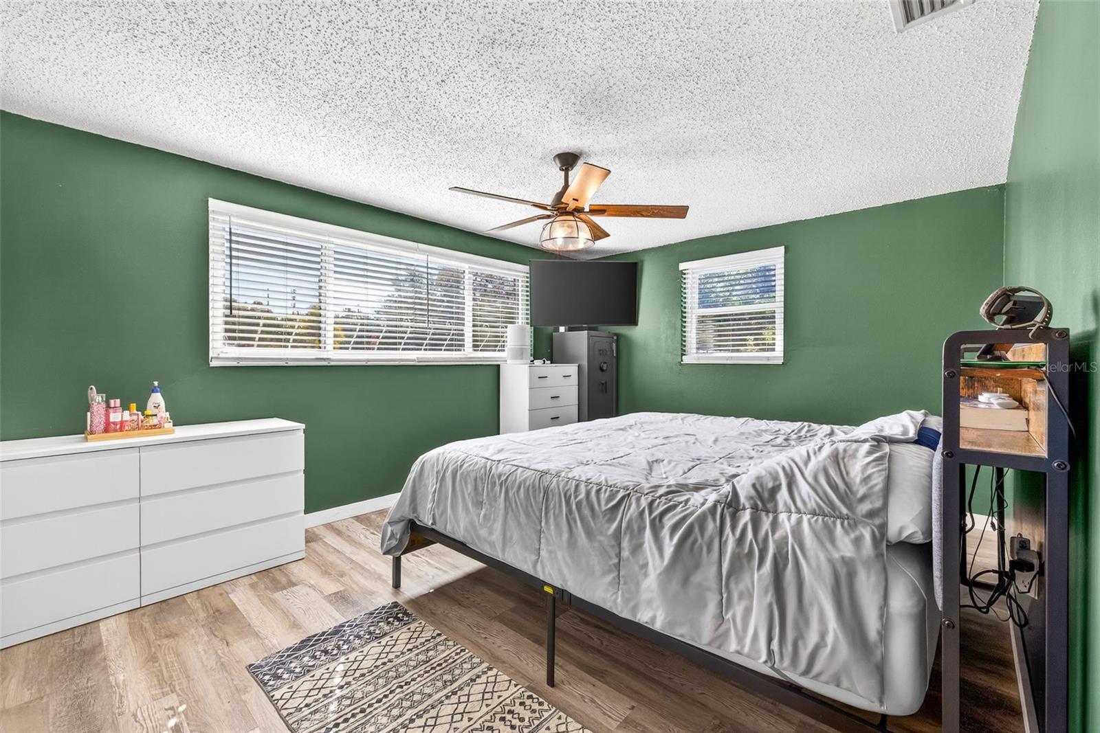 Image 27 of 36 For 7325 Neva Lane