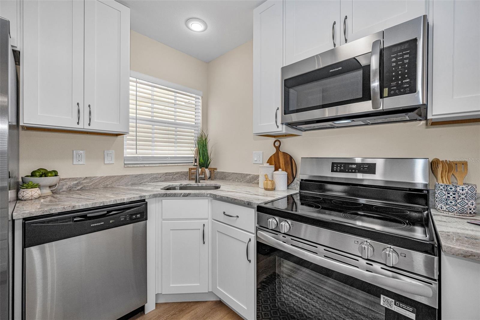 Image 18 of 80 For 4233 Northampton Drive